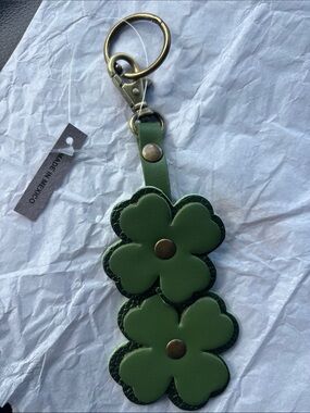 Portland leather Green Leather Double shamrock Keychain